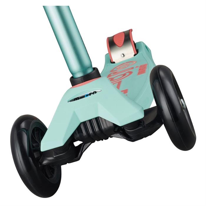 Maxi Micro Scooter Deluxe Mint MMD070
