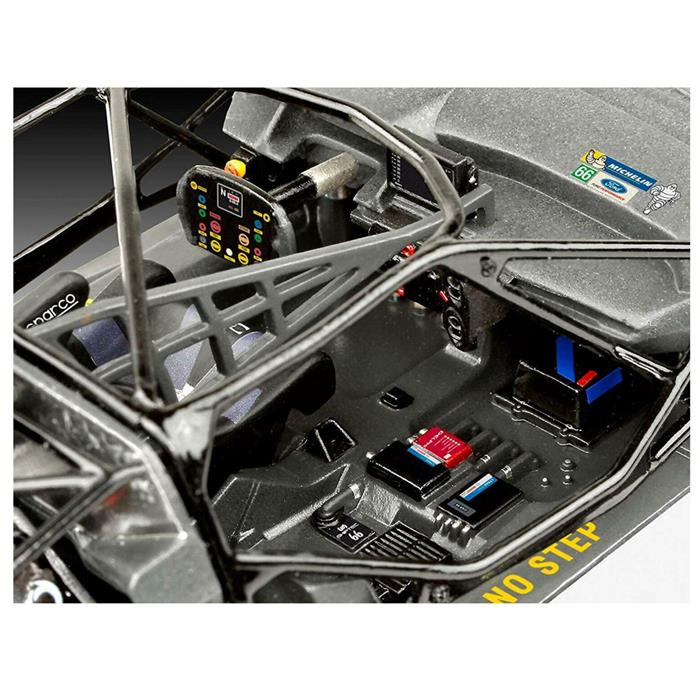 Revell Model Kit Ford GT-Le Mans 7041