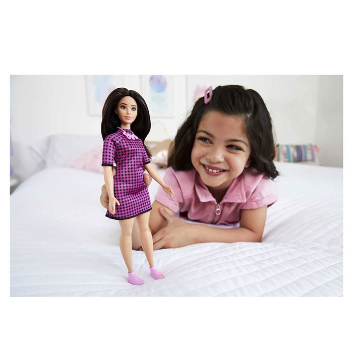 Barbie Büyüleyici Parti Bebekleri FBR37-HBV20