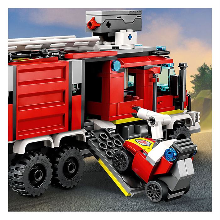 LEGO City İtfaiye Komuta Kamyonu 60374